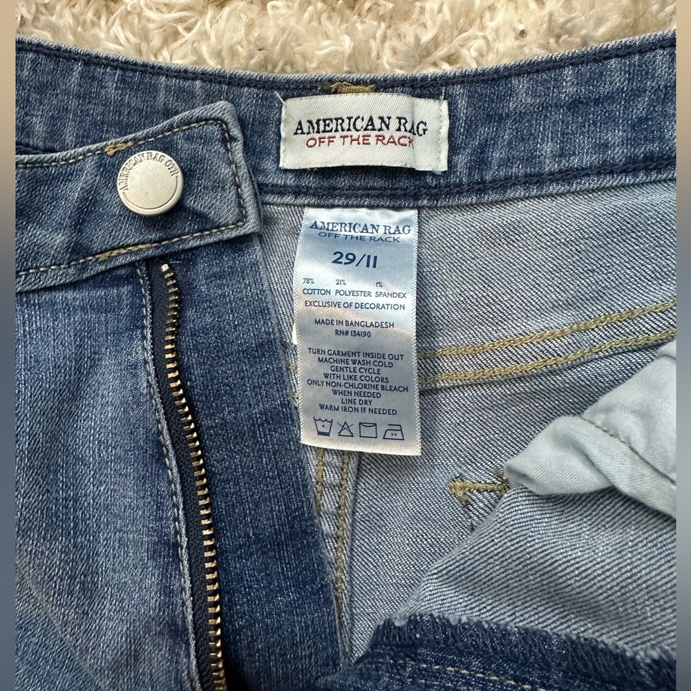 American Rag | High Rise Frayed Jean Shorts - Picture 2 of 7